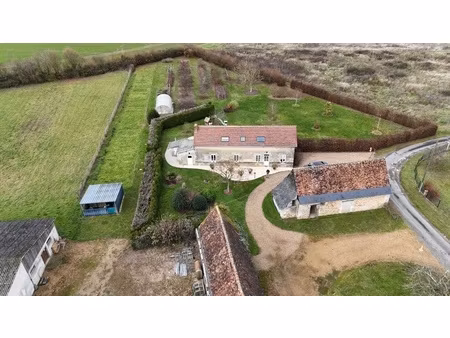 maison 8 pièces - 174 m²