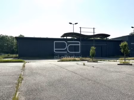 local d'activite a vendre