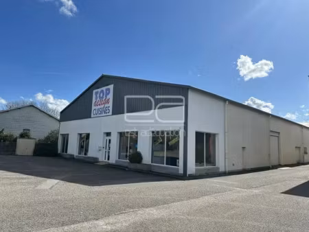 local d'activite a vendre