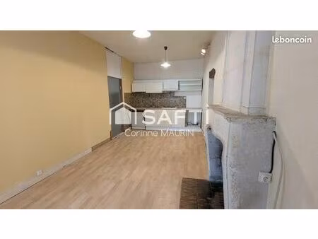 immeuble 250 m² barbezieux-saint-hilaire