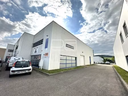 local d'activite a louer