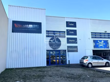 local d'activite a louer