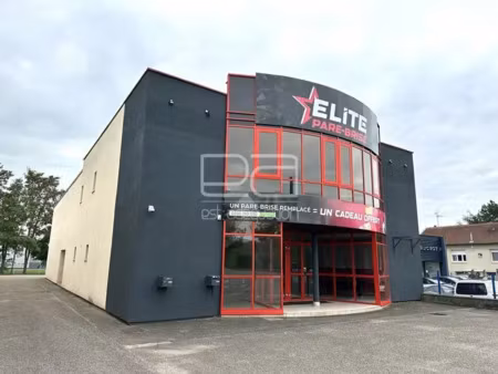 local d'activite a vendre