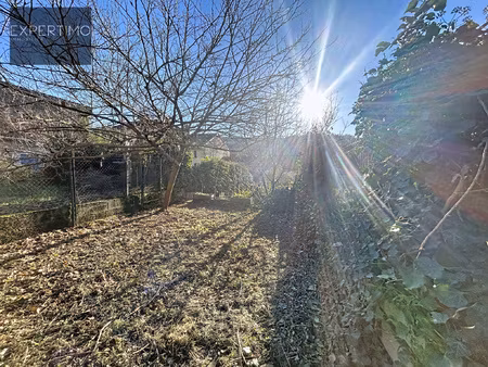 le parfait premier chez-soi avec jardin en coeur de ville a