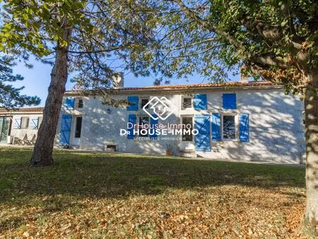 ensemble de 2 maisons dans un ancien corps de ferme sur parcelle de 2553m2.