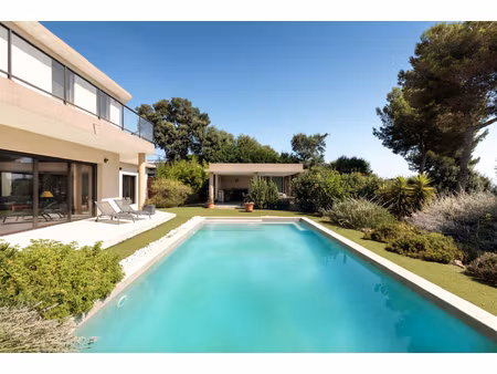 villa contemporaine avec dependances - piscine -vue mer antibes