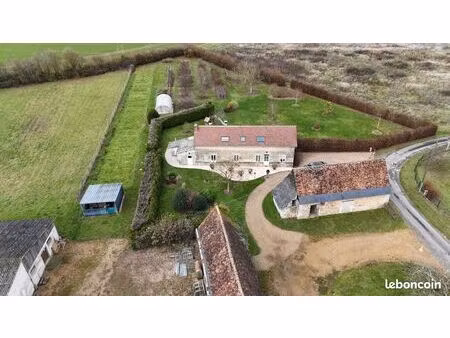 longère 8 pièces 174 m²