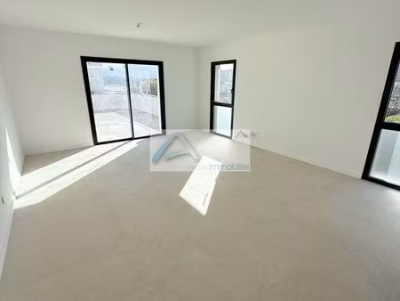 appartement 3 pièces 75 m²