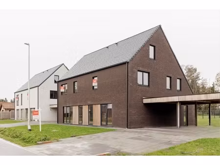 huis te koop in laakdal met 4 slaapkamers