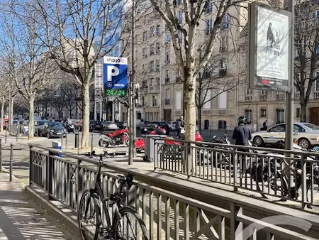 vente parking à paris 8ème (75008)  22 000 €