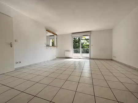 location appartement 2 pièces 50.04 m² à onet-le-château (12000)  435 €