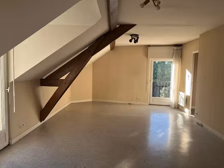 location appartement 3 pièces 65 m² à chatellerault (86100)  537 €