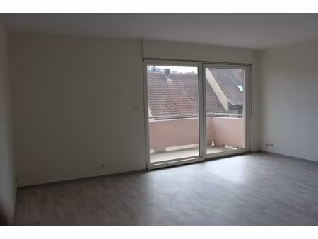 appartement 2 pieces avec cave et garage