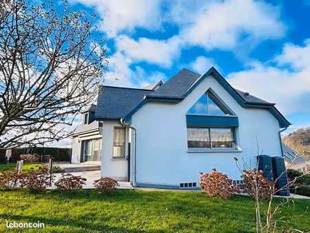 maison 7 pièces 180 m²