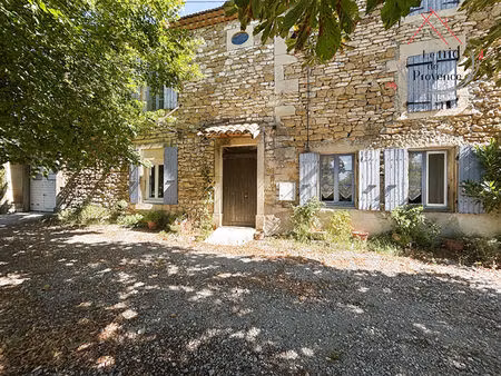 mas provençal à rénover avec fort potentiel