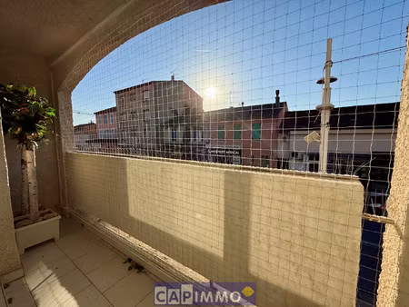 local professionnel t3 médical le pradet