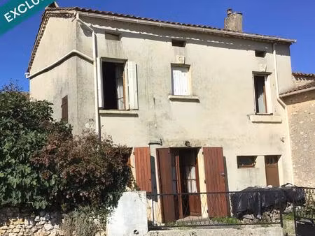 maison 70m2 située dans un petit village.