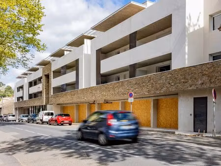 locaux commerciaux neufs a vendre