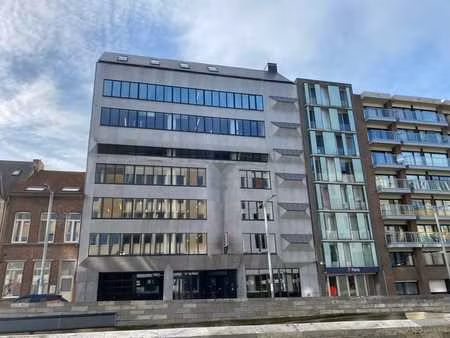 bureaux lumineux à louer à la gare de louvain