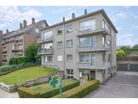 parc jourdain // bel appartement en excellent état