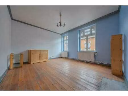 appartement 1 ch + bureau à rénover