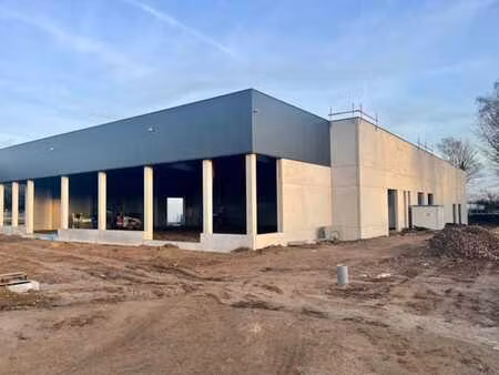 à louer – entrepôt de 120 m² – gembloux