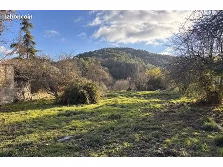 terrain 900 m² tourrette-levens