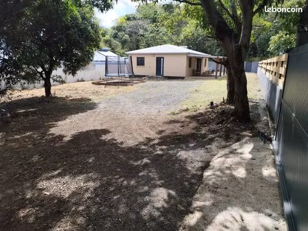 belle villa f4 de 100 m2 / grand terrain de 1000 m2