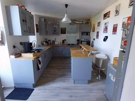 vente maison à vic-fezensac (32190) : à vendre / 185m² vic-fezensac