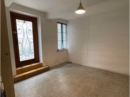location maison 4 pièces 56 m² à saint-geniès-de-fontedit (34480)  480 €