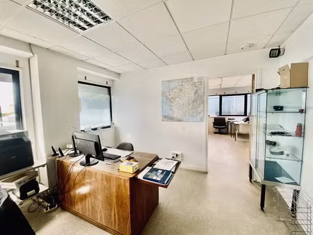 location locaux professionnels 600 m² à poulainville (80260)  3 400 €