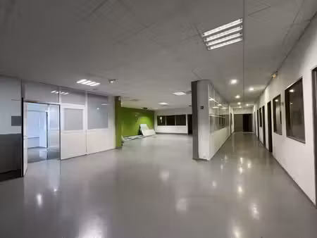 location locaux professionnels 0 pièces 450 m² à rivery (80136)  2 440 €
