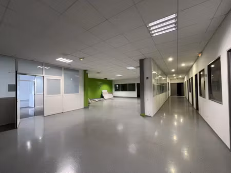 location locaux professionnels 450 m² à rivery (80136)  2 625 €