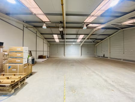 location locaux professionnels 0 pièces 830 m² à saleux (80480)  4 500 €