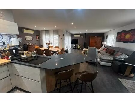 maison pisany m² t-3 à vendre  326 000 €