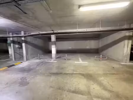 aix en provence : location place de parking en sous sol