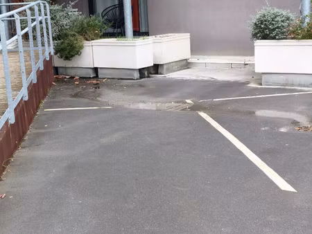 place de parking aérien