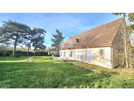 maison de 10 pièces principales 210 m2 sur magnifique parcel