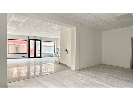 local commercial - 90 m2 - conches centre