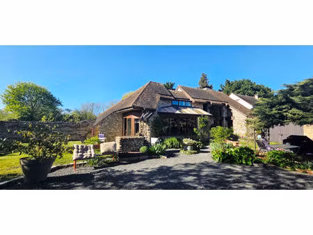 maison d'architecte avec dépendance et grand terrain  rare à villeconin