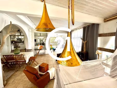 le robert - mansarde - haut de villa t4