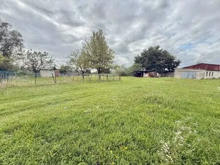 perrigny sur l'ognon - terrain en partie constructible