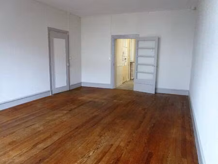 maison de ville à louer