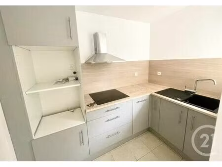 appartement f2 à louer - 2 pièces - 46 10 m2 - la ferte gaucher - 77 - ile-de-france