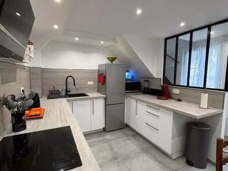 location maison 3 pièces 54m² berre les alpes 06390