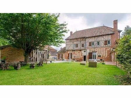 demeure historique de caractère aux portes des lacs de la forêt d'orient