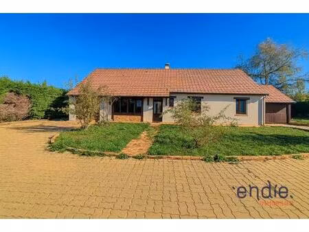 maison familiale de 11 pièces à la campagne