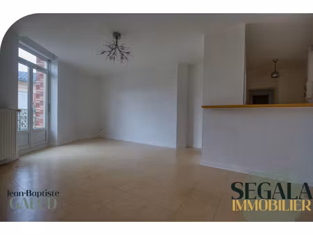 appartement dans le quartier de la piscine