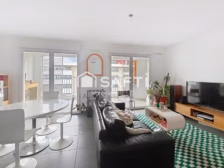 marseille-13008-type3 traversant -terrasses - box.