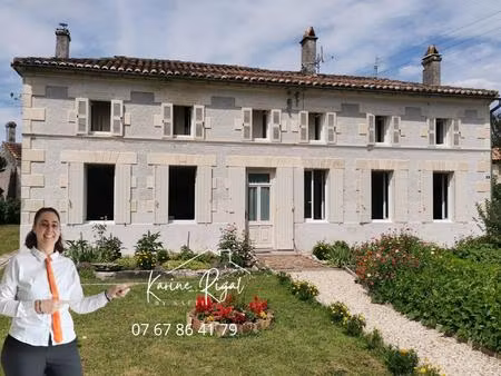 maison 200 m²  4 chambres piscine chauffée terrain 1313 m²  au calme